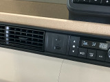 USB充電口を搭載しています!携帯電話の充電などに便利です!