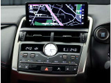 メモリーナビ フルセグTV エアコンは運転席と助手席で個別に温度や風量を調整でき、運転席も助手席も快適に過ごすことができます。