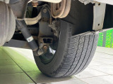 お車を安心してお乗りいただく為には、足回りの定期点検が欠かせません。サービスサポート(有償保証)では無料点検もご提供しており、安心のカーライフをお過ごしいただけるサポート体制が整っています。