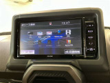TVが見れるチューナーを装備しています。 新しい車でも付いていないことで、TVが見れない事も多々あるので要チェックです。