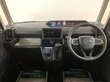 インパネ全体!!視界も良好で運転し易い♪小回りが利くから、運転が苦手でも狭い路地や駐車場でも運転しやすいですよ◎
