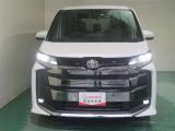 明度の高いLEDヘッドライトで、夜間の運転も安心です。