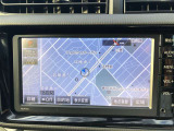 トヨタ純正メモリーナビ装着車。大画面で見やすく使いやすいナビゲーションです。トヨタ純正ならではの、シンプルで簡単操作です。