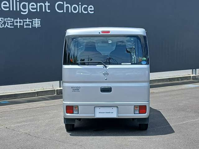 日産 NV100クリッパー DX 5AGS車 の中古車詳細 (110,000km, シルバー