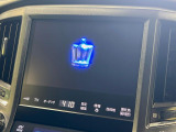 【メーカー純正ナビ】インテリアに溶け込むスタイリッシュな「専用設計」メーカーナビを装備♪視認性や操作性など基本性能にも優れ、より上質なカーライフをお楽しみいただけます。