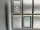 【パワースライドドア】スマートキーや運転席のスイッチでスライドドアの開閉が可能♪電動だから力を入れてドアを開ける必要が無く、小さいお子様でも、重い荷物を持っている時もラクに開け閉めできます♪