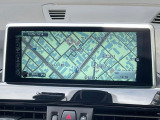 ●純正ナビ:一体感のあるナビは、高級感ある車内を演出してくれます。Bluetooth再生などオーディオ機能も充実しておりますので、運転もより楽しめます♪