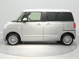 【サイド(左)】左側もきれいな状態を保っています。両側スライドドアで、狭い駐車場でも乗り降りがスムーズに行えて便利です。