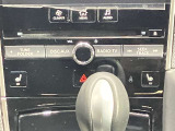 オーディオ操作スイッチです。好きな音楽やラジオを聴きながらドライブを楽しみましょう♪