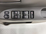 【電動格納ミラーつき】狭い駐車場でも安心です♪