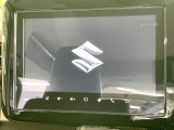 【メーカー純正ナビ】インテリアに溶け込むスタイリッシュな「専用設計」メーカーナビを装備♪視認性や操作性など基本性能にも優れ、より上質なカーライフをお楽しみいただけます。