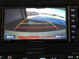 バックカメラが付いているので後方確認が非常にしやすいです。今や運転初心者も熟練者も必須装備!ついていて損はないですね♪