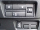 左側オートスライドドア装備です(ハンズフリー対応)
