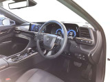 分かりやすく操作しやすい運転席まわりです☆
