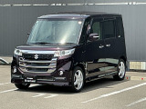 力強さと迫力のあるフロントマスクが特長の軽ターボ