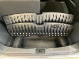 【ラゲッジルーム】ラゲッジアンダーボックスを使えば高さのある物も積み込めます!