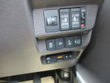今では必需品となったETC車載器付いてます。使い勝手の良い両側電動スライドドア仕様です。