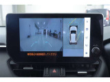 見通しの悪い交差点などで役立つフロントカメラ付いてます♪