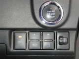 【シートヒーター搭載】シートを温めてくれる暖房機器です!長時間座っていると負担が掛かりやすい背中や腰、または冬場の寒い日に冷えやすい脚部に快適なぬくもりを♪