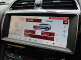 JaguarDriveコントロールは標準・ダイナミック・ウィンターの各モードを選択可能。ステアリング、スロットルレスポンス、シフトポイントを最適化。気分や路面状況にあわせてセレクトしてください。