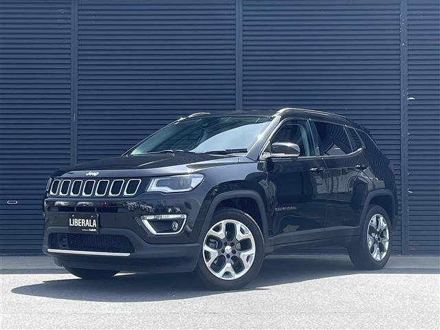 コンパス リミテッド 4WD 本革シート