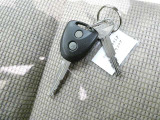 ご覧の車両以外にも多数のU-Carを展示販売しております。