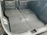 フラットになるのでたくさんの荷物を積むことができます。
