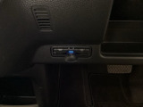 ビルトインタイプの【ETC】で見た目もスッキリ。高速道路の利用にとても便利です。