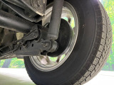 お車を安心してお乗りいただく為には、足回りの定期点検が欠かせません。サービスサポート(有償保証)では無料点検もご提供しており、安心のカーライフをお過ごしいただけるサポート体制が整っています。