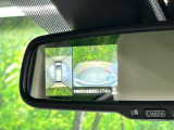 【アラウンドビューモニター】専用のカメラにより、上から見下ろしたような視点で360度クルマの周囲を確認することができます☆死角部分も確認しやすく、狭い場所での切り返しや駐車もスムーズに行えます。