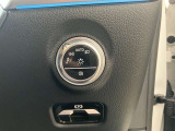 リバース連動型のバックカメラは、精度が良く、バックや縦列駐車もストレスなく止められます。カメラの性能も日々進化しており画質には私たちも驚かされます。ぜひ実車でのご確認をお願い致します!