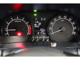 マルチインフォメーションディスプレイ付きのメーターです!エコ運転へ導く多彩な情報を表示してくれます。