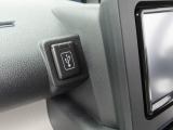 当社は購入後のアフターケアを大切にしております。納車後、1ヶ月無料点検、半年ごとにあんしん点検、12ヶ月法定点検の誘致をします。また車検までの点検をセットにした『ワンダフルパスポート』を販売中です。