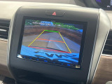 【バックカメラ】駐車時に後方がリアルタイム映像で確認できます。大型商業施設や立体駐車場での駐車時や、夜間のバック時に大活躍!運転スキルに関わらず、今や必須となった装備のひとつです!