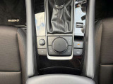 運転しながらでも手元を見ずに操作可能なマツダコネクトの操作ダイアルです!