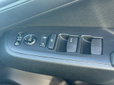 運転席窓操作部スイッチの画像です。