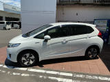 目立つ傷や凹みも少なくきれいな車両です