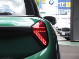 最大80台以上を展示するショールームには、厳しい品質基準をクリアしたBMW・MINI認定中古車を豊富に取り揃えております。