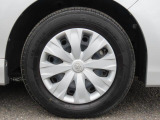 純正のホイールカバーを履いてます!