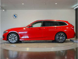【XDrive】強大なパワーをXdriveシステムが瞬時に理想的な可変配分を行い、かつてない安心・快適・スポーティな走りを約束します。走行状況に応じてトルク配分を最適化してくれる優れものです!