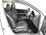 運転席・助手席ともにシートヒーターで寒い朝でも暖かで過ごせます!