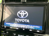 【大画面ナビ】人気の大型9インチナビを装備。存在感のある大画面はインパクト大!ナビ利用時のマップ表示は見やすく、テレビやDVDは臨場感がアップ!いつものドライブがグッと楽しくなります♪