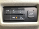 DSC(横滑り防止機構)やLDWS(車線逸脱警報システム)、パーキングセンサーON/OFFスイッチをクラスタースイッチ部分にセットします!