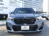 【キドニーグリル】BMWは約90年もの間、ほぼ全ての車両にひと目でBMWだと分かるこの特徴的なフロントグリルが備えられ、デザイン・アイコンとして親しまれてきました。
