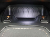 寒い時期でも快適なドライブをサポートするシートヒーターが装備されています。