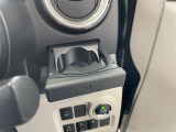 プッシュオープン式カップホルダー♪