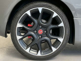 ■純正17inアルミホイール/Brembo製レッドブレーキキャリパー/KONI製FSDショックアブソーバー!