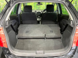 後席を格納すると、これだけの広さが!シーンに合わせたシートアレンジで、大きな荷物も積むことが出来ます♪