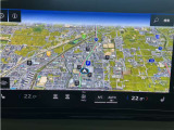 精細なサラウンドビューカメラで車両の周囲を確認できます