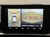 【パノラミックビュー&バックビュー】駐車時の安全確認をする為に車両上方からの映像と後方カメラからのを同時に表示しバックガイドも付いているのでバックの苦手な方でも安心して運転出来ますよ。